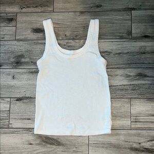Universal Thread Fitted White Tank Top size M